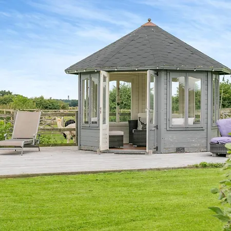 Stubbs Grange Barn * Fenwick (South Yorkshire)